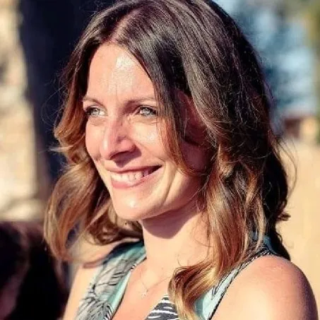 Sara Caselli — Communication Strategist, Junto